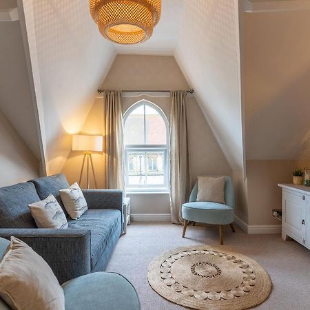 Stowaways Loft Apartment Whitby Ngoại thất bức ảnh