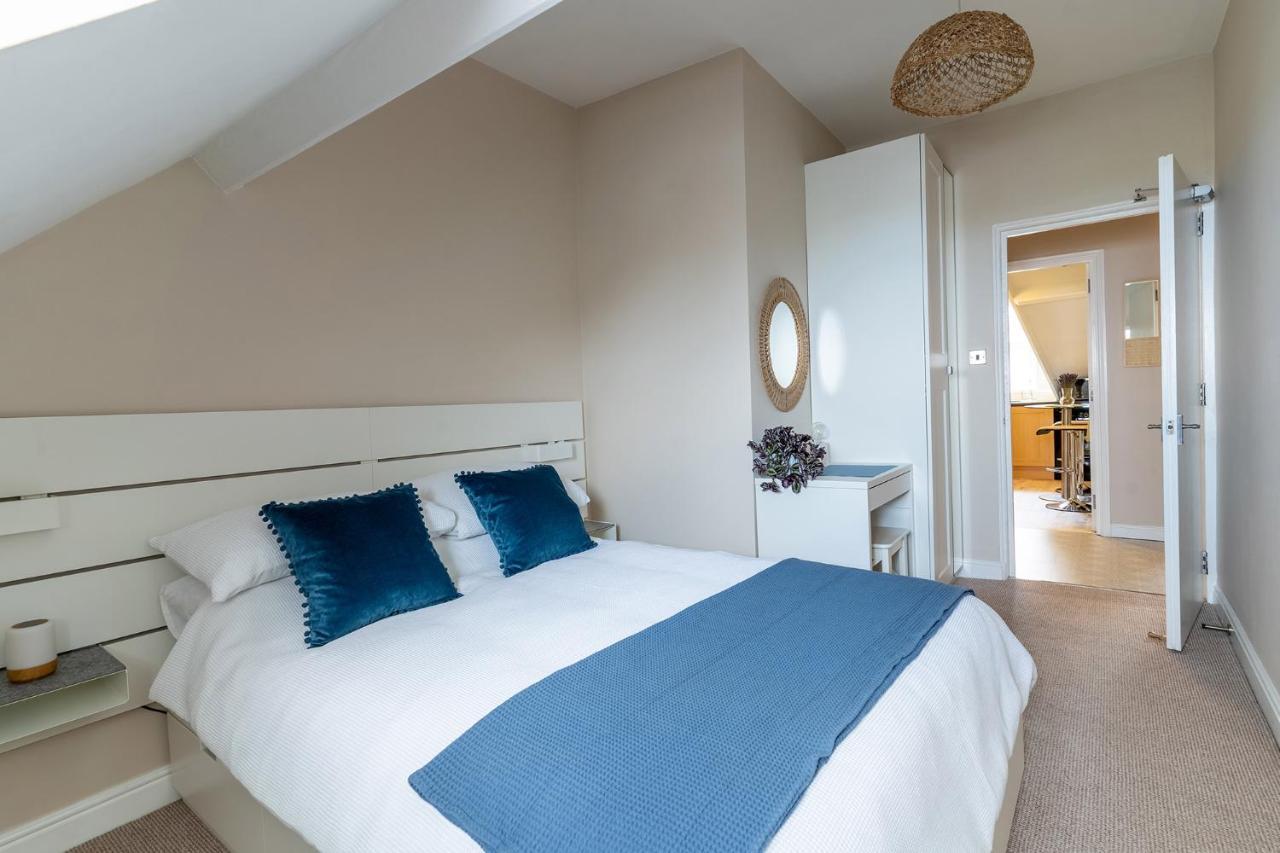 Stowaways Loft Apartment Whitby Ngoại thất bức ảnh