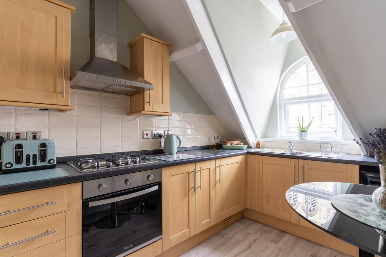Stowaways Loft Apartment Whitby Ngoại thất bức ảnh