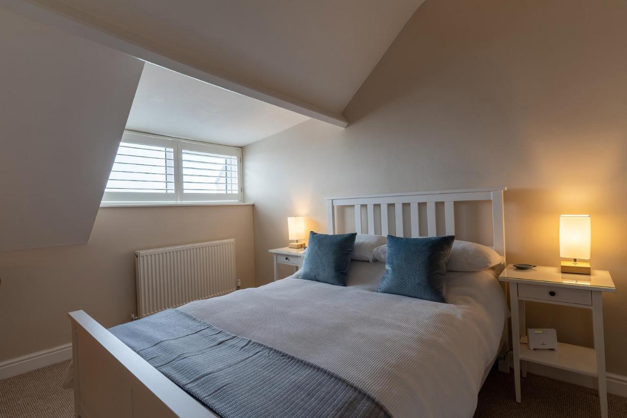 Stowaways Loft Apartment Whitby Ngoại thất bức ảnh