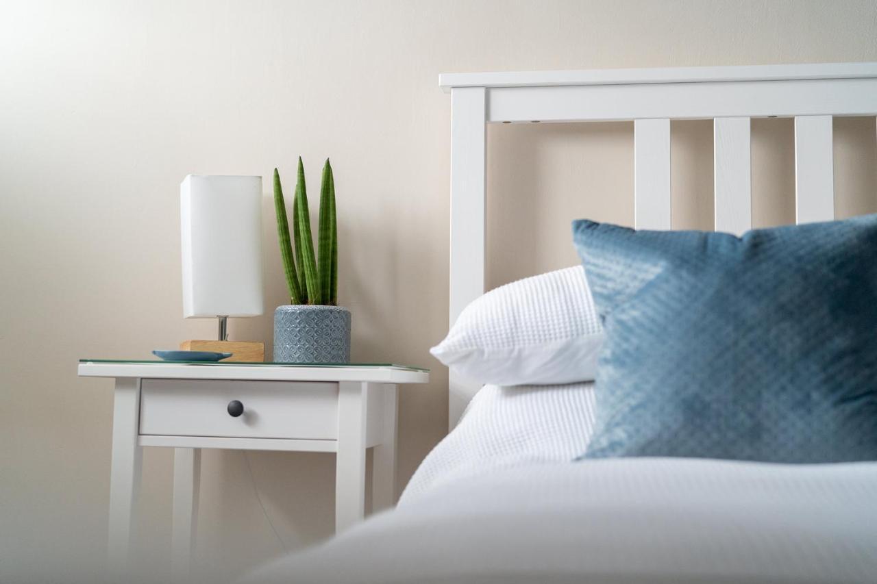 Stowaways Loft Apartment Whitby Ngoại thất bức ảnh